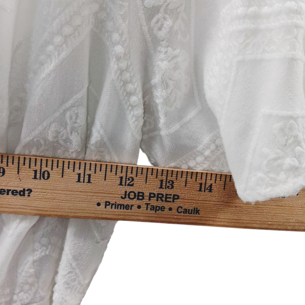 Astr The Label Wrap Dress White Embroidered Side Tie Sz S Cottagecore Boho Chic - Picture 4 of 10
